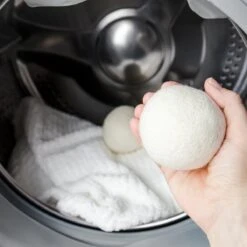 Apeiron Drogerballen - Droogballen - 6 XL Wasbollen - Droger - Duurzaam - Wasmachine - Wasverzachter - Energie Besparen - Zero Waste - Schapenvacht - Wol -Wasbenodigdheden Winkel 1200x1200 1486